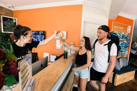 Mad Monkey Backpackers On Broadway - Adults Only - Accommodation Newcastle 4