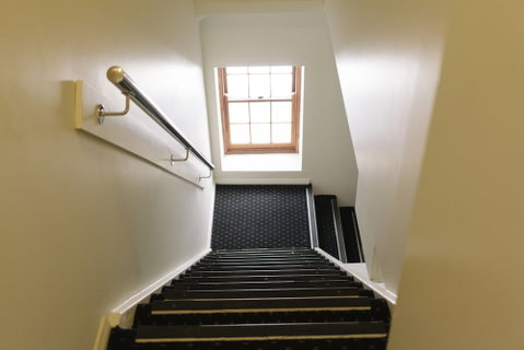 Mad Monkey Backpackers On Broadway - Adults Only - Accommodation Newcastle 1
