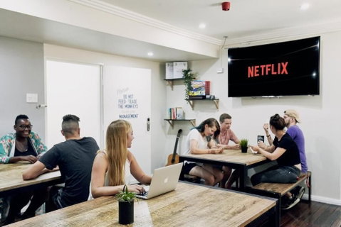 Mad Monkey Backpackers On Broadway - Adults Only - Accommodation Newcastle 3