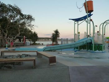 Port Denison Motor Inn - Accommodation Newcastle 3