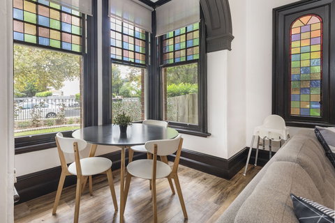 Dalziel Lodge - Accommodation Newcastle 4