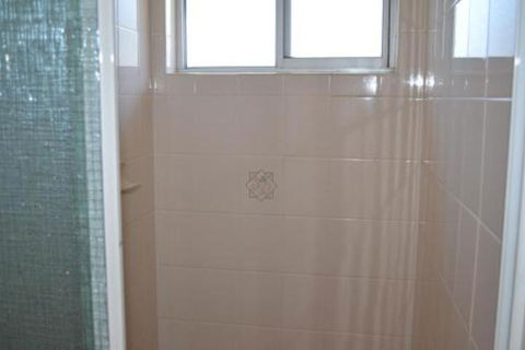 Sundial Holiday Units - Accommodation Newcastle 6
