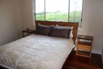 Flame Hill Vineyard - Accommodation Newcastle 4