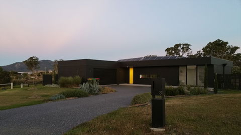 Zebula Gloucester - Accommodation Newcastle 0