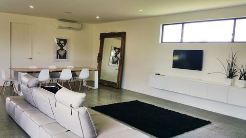 Zebula Gloucester - Accommodation Newcastle 2