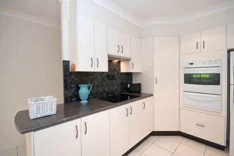 My Shell 55 Blanch Street - Accommodation Newcastle 3