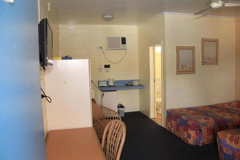 Burdekin Motor Inn - Accommodation Newcastle 4