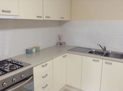 Eastgate Apartment - Accommodation Newcastle 6