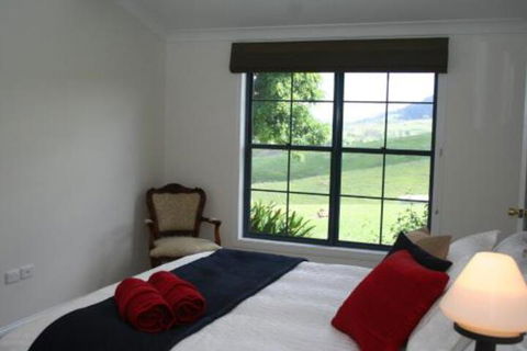 Kia Ora Lookout Retreat - Accommodation Newcastle 5