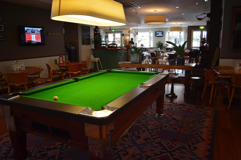 Royal Hotel Bowral - Accommodation Newcastle 4