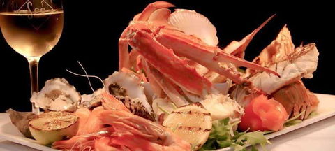 SEE Restaurant - Accommodation Newcastle 3