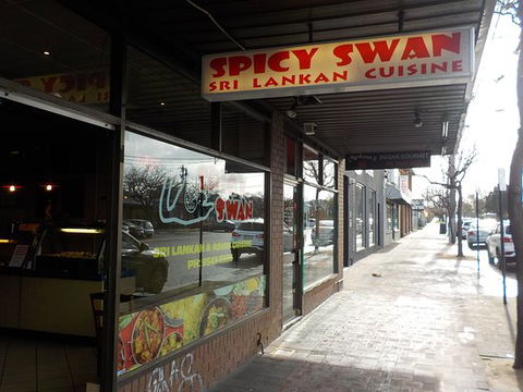 Spicy Swan - Accommodation Newcastle 0