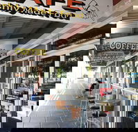 Don Louies Traralgon - Accommodation Newcastle