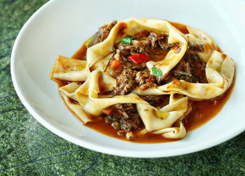 A Tavola - Accommodation Newcastle 0