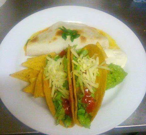 The Big Mexican Rancho - Accommodation Newcastle 4