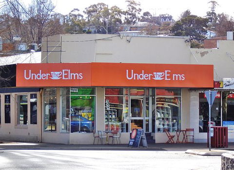 Under The Elms - Accommodation Newcastle 0
