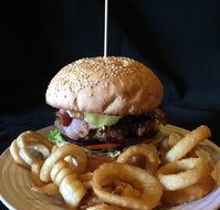 Edward River Hotel - Accommodation Newcastle