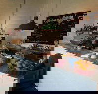 Tractor Espresso Bar - Accommodation Newcastle