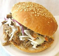 Chews On Hughes - Accommodation Newcastle