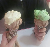 Annie's Old Fashioned Ice Cream Parlour - Accommodation Newcastle
