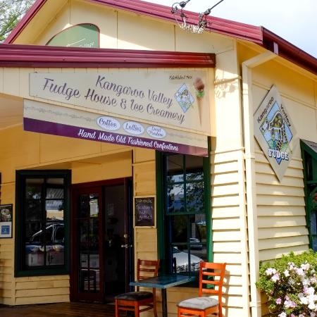 Kangaroo Valley NSW Accommodation Newcastle