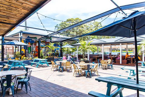 Toormina Hotel, Palms Bar & Dining - Accommodation Newcastle 0