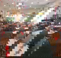 Sunflowers at Chinese Village - Accommodation Newcastle