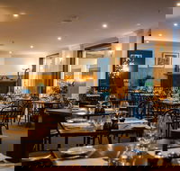 Deco Wine Bar and Restaurant - Accommodation Newcastle
