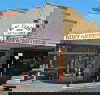 Isher Egless Bakers  Cafe - Accommodation Newcastle