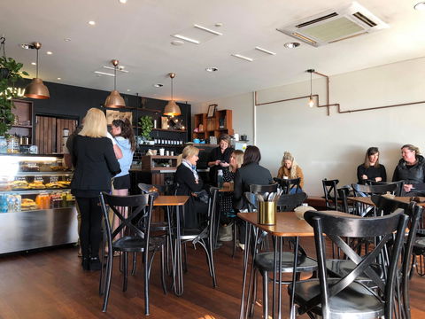 The Rogue & Rascal - Accommodation Newcastle 0
