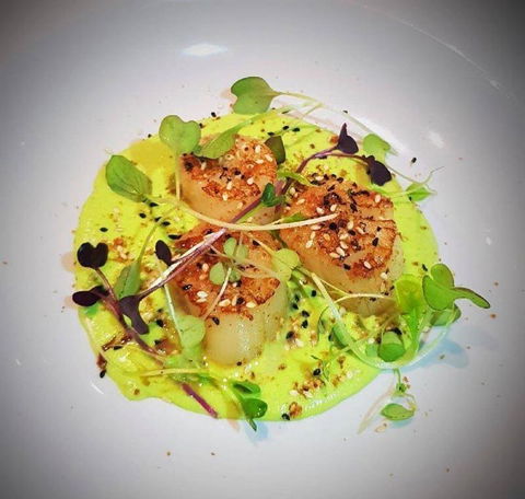 Sai Thong Thai - Accommodation Newcastle 9