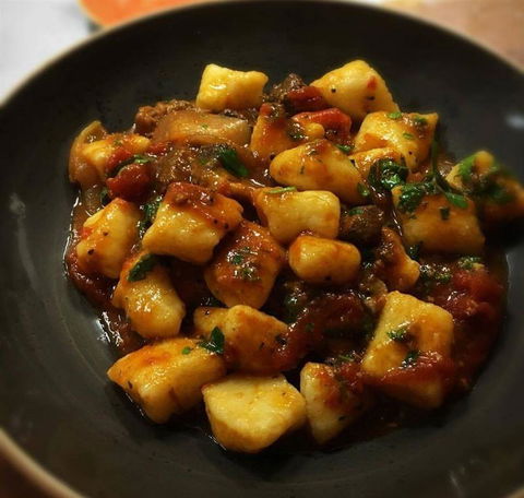 Sai Thong Thai - Accommodation Newcastle 10