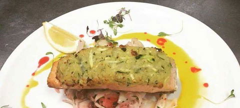 Sai Thong Thai - Accommodation Newcastle 3