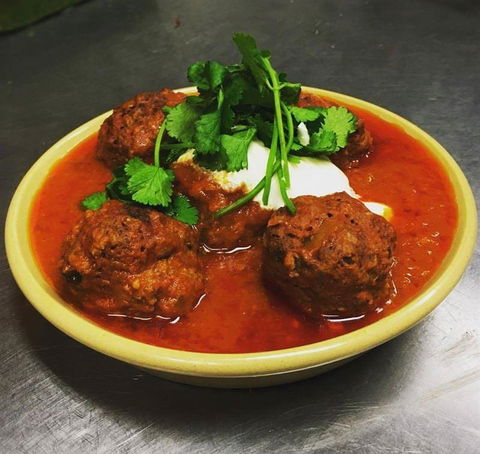 Sai Thong Thai - Accommodation Newcastle 8