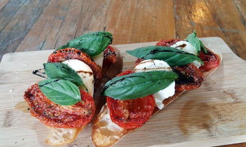 The Lithgow Tin Shed - Accommodation Newcastle 5