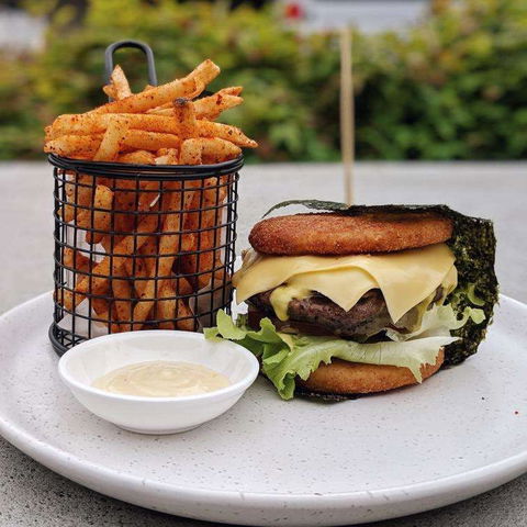 Asi Burgers - Accommodation Newcastle 0