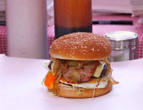 Paul's Famous Hamburgers - Sylvania - Accommodation Newcastle 0