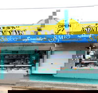 Smith's Seafood - Accommodation Newcastle