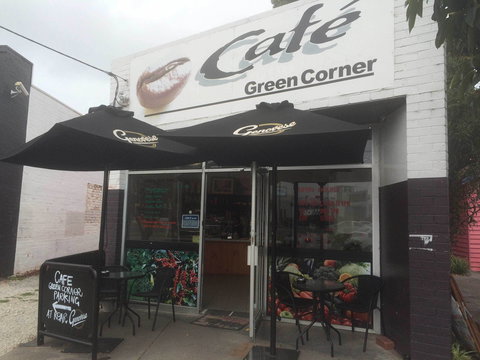 Sunny Corner - Accommodation Newcastle 0