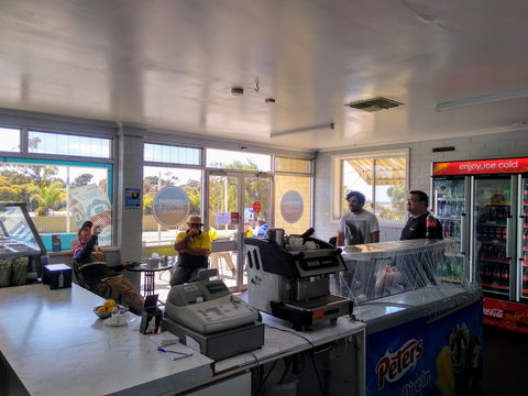 Ardrossan Seafood And Schnitzels - Accommodation Newcastle 2