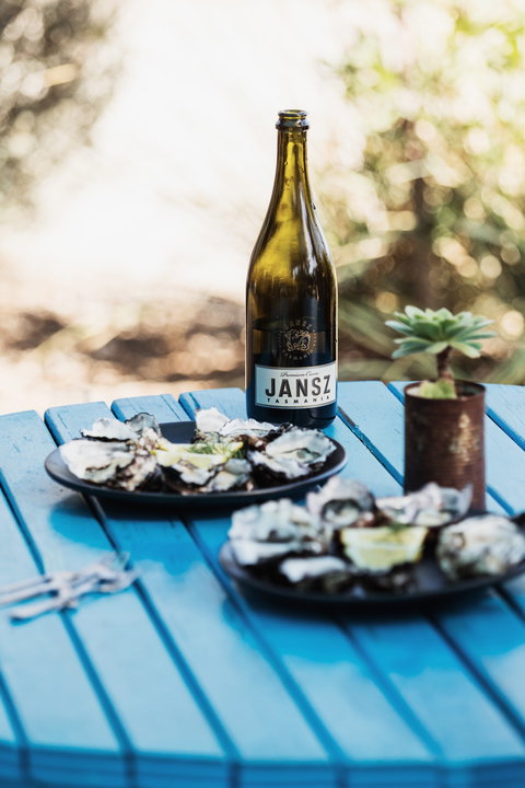 Get Shucked - Accommodation Newcastle 0