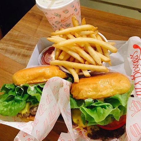 Betty's Burgers And Concrete Co - Surfers Paradise - Accommodation Newcastle 0