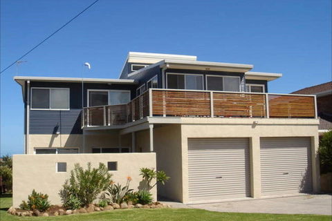 Bridle Road Pizza - Accommodation Newcastle 0