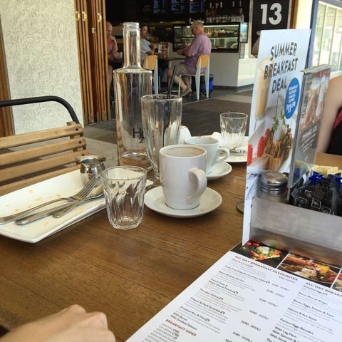 The Coffee Club - Grand Hotel - Gladstone - Accommodation Newcastle 0
