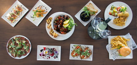 C Blu - Accommodation Newcastle 0