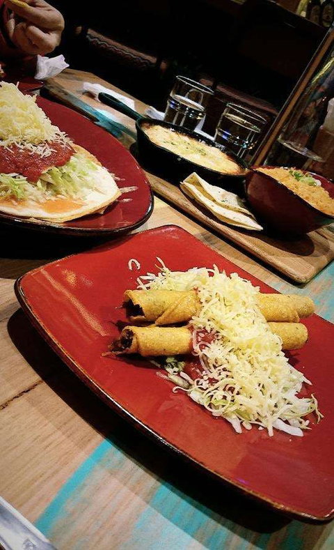 Montezuma's - Williams Landing - Accommodation Newcastle 0