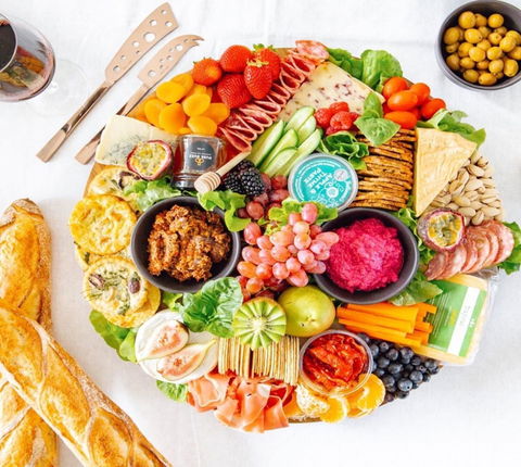 Picnic By The Sea - Accommodation Newcastle 1