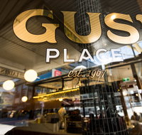 Gus' Place - Accommodation Newcastle