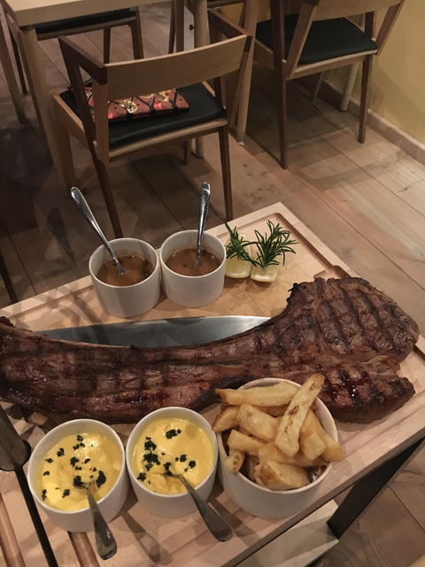 A Hereford Beefstouw - Accommodation Newcastle 2