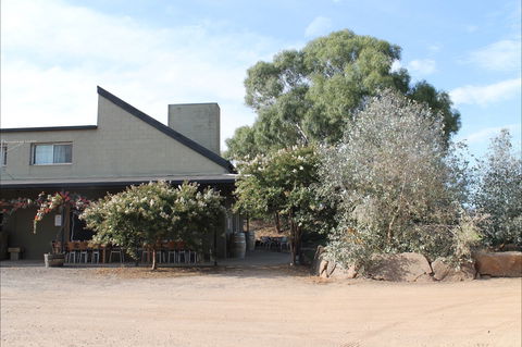 Delatite Winery - Accommodation Newcastle 2